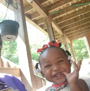 Meet your Posher, Derrick